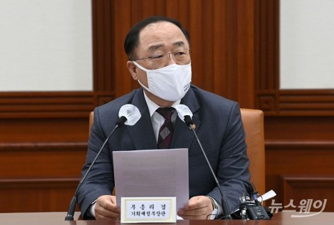정부 “한국 국채금리 높은 편···외자이탈 가능성 제한적”
