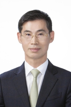 장경호 회장은 코스닥 상장사인 이녹스첨단소재 대표이사로 지난달 제12대 코스닥협회 신임 회장으로 선임됐다./사진=코스닥협회