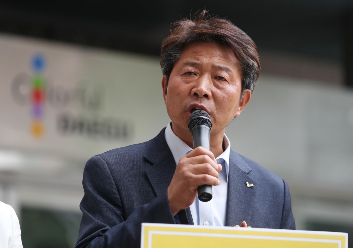  정의당, 참패에 지도부 총 사퇴···"겸허히 수용"