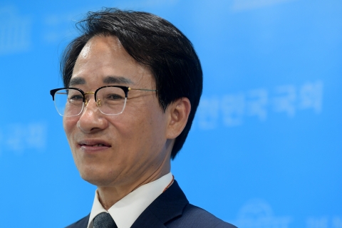 이원욱, 이낙연·이재명 향해 "'수박', '찢' 부르짖는 정치 훌리건과 거리 둬야"