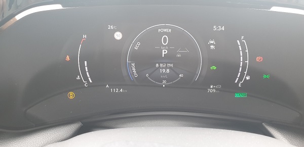 렉서스 UX 300e '힘'에 반하고···NX350h '속도감'에 취하다 기사의 사진