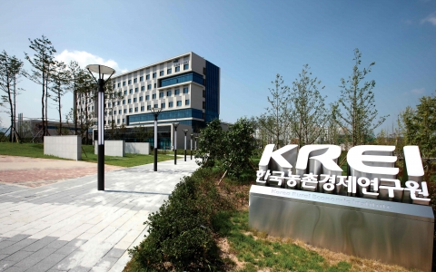 "농식품 수출 확대 위해 맞춤형 디지털화 전략 추진해야"