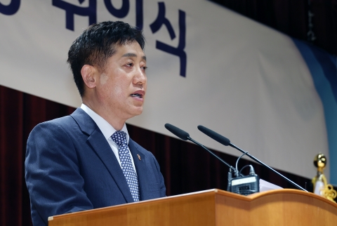 김주현 금융위원장 "금융시장 안정 최우선···취약계층 적극 지원"(종합)