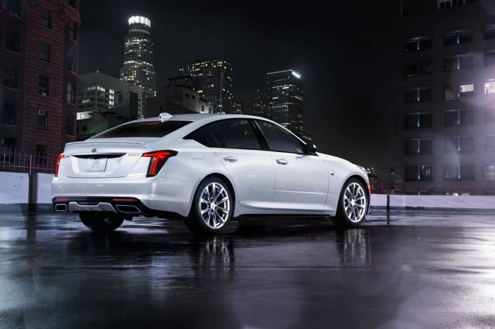 캐딜락의 완벽한 디자인과 드라이빙 퍼포먼스를 발휘하는 스포츠 세단 'CT5'. 사진=캐딜락 제공