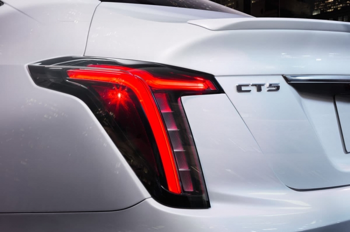 캐딜락의 완벽한 디자인과 드라이빙 퍼포먼스를 발휘하는 스포츠 세단 'CT5'. 사진=캐딜락 제공