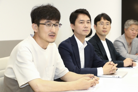 KT-딥브레인, "인간과 소통하는 AI···가능성 무궁무진"