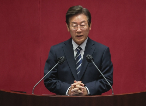 이재명, 당권 도전 선언···"이기는 민주당 만들겠다"