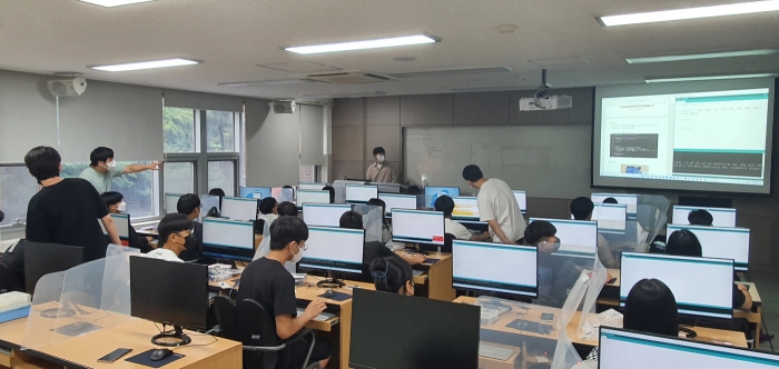 순천대 로봇과학교육센터, 광양 다압중학교 학생 대상 진로탐색캠