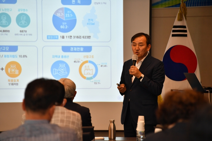 이병노 담양군수, 전남도 예결특위위원 대상 특강 기사의 사진