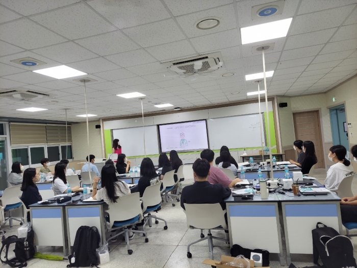 전라남도교육청이 20일 도내 희망 고등학생 43명을 대상으로 '인공지능수학·융합캠프'를 운영하고 있다.