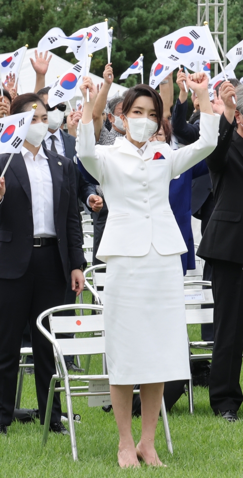 민주 "김건희 특검법 오늘 발의하겠다···국민적 의혹 더는 덮을 수 없어"