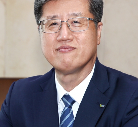 신용보증기금 수장된 최원목 "경제위기 중소 버팀목 되겠다"