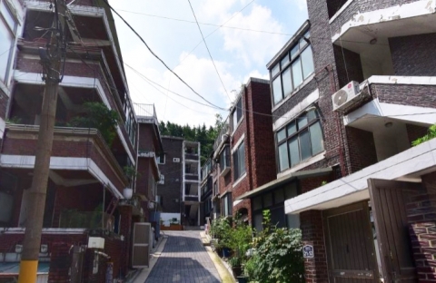  아현 1구역, 공공재개발 선정 후 분위기 후끈···건설사 물밑접촉