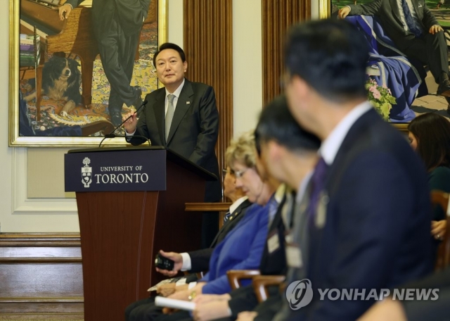 캐나다 인공지능 전문가 간담회 참석한 윤 대통령. 사진=연합뉴스 제공.