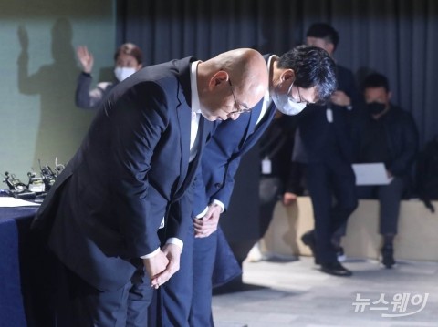 비싼 수업료 낸 카카오 "장애 컨트롤타워 신설, 투자 3배 늘린다"(종합)