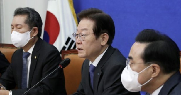 이재명 더불어민주당 대표가 26일 국회에서 열린 최고위원회의에서 발언하고 있다. 사진/ 연합뉴스