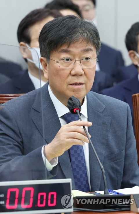 김대기 "윤 대통령, 이태원 사고 2~3분 뒤 국정 상황실서 첫 보고 받아"