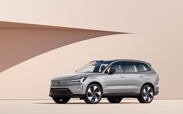 볼보자동차의 새 순수 전기 SUV 'VOLVO EX90'. 사진=볼보자동차 제공