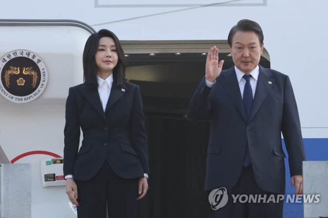 윤석열 대통령 내외. 사진=연합뉴스 제공.
