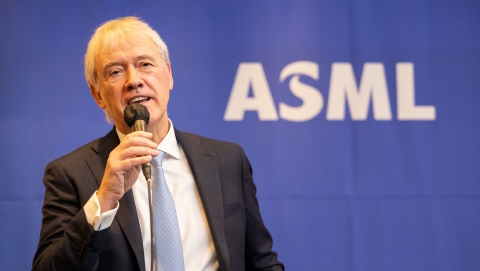 '슈퍼을' ASML CEO "5년간 2400억 투자···韓 협력사 늘린다"