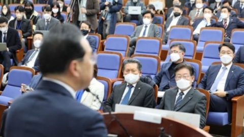 민주, 이상민 해임건의안 발의 보류···"적절한 시점·방식 정할 것"