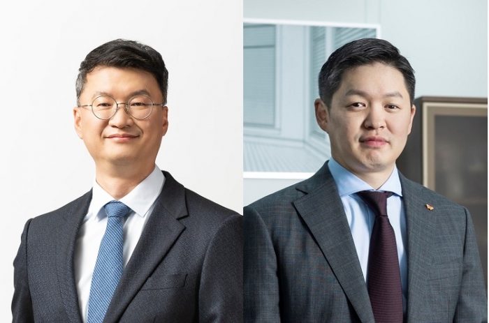 왼쪽부터 이호정 SK네트웍스 신임 총괄사장, 최성환 사장