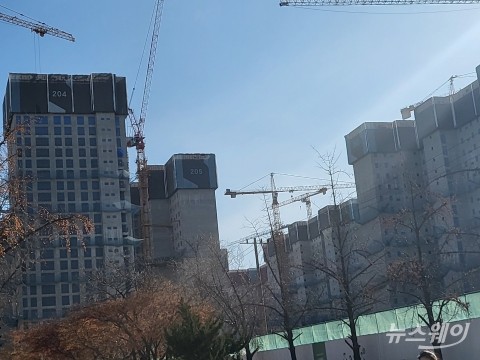 둔촌주공 공식 계약률 3월 이후 공개···정당계약은 60%대 추정