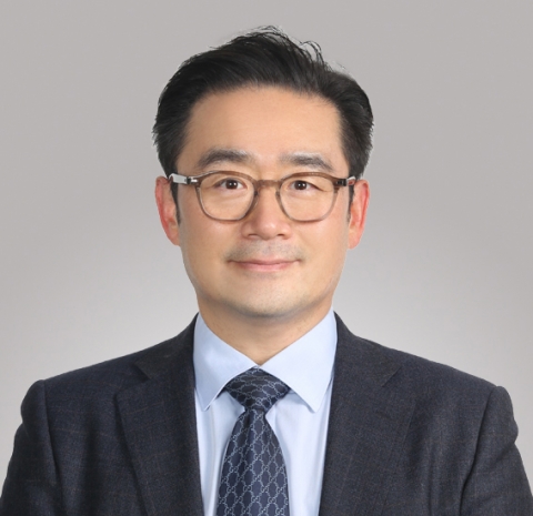 새 주인 큐캐피탈 맞이한 두산건설에 수장 오른 이정환 대표