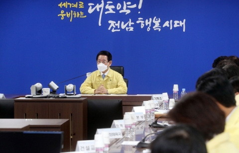 김영록 전남도지사 "도민 물 절약 참여로 절수 효과···지속 추진"