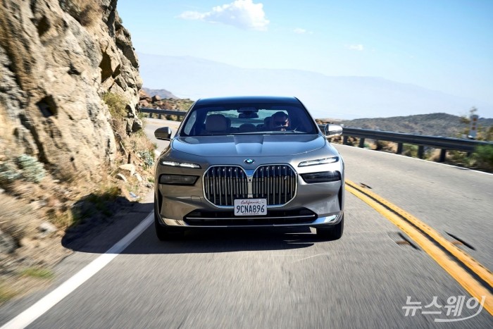BMW 뉴 i7 xDrive60. 사진=BMW코리아 제공