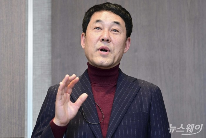 이지홍 혼다코리아 대표가 10일 오후 서울 강남구 파크 하얏트 호텔에서 열린 신년 미디어 라운드테이블에서 2022년 활동 성과를 발표하고 있다. 사진=강민석 기자 kms@newsway.co.kr