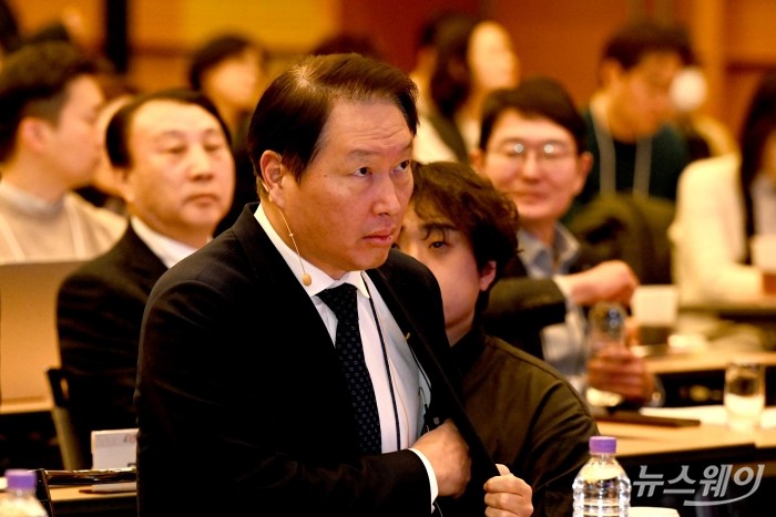 최태원 대한상공회의소 회장이 서울 중구 대한상공회의소에서 열린 'ERT 멤버스데이'에 참석해 자리하고 있다. 사진=강민석 기자 kms@newsway.co.kr