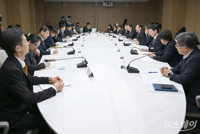 정인교 산업통상자원부 통상교섭본부장이 1일 오후 서울 중구 대한상공회의소에서 열린 통상추진위원회에서 모두발언을 하고 있다. 사진=강민석 기자 kms@newsway.co.kr
