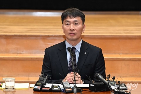 이복현 금감원장 "금리인하 기대감으로 부동산 PF 부실 이연 없어야"