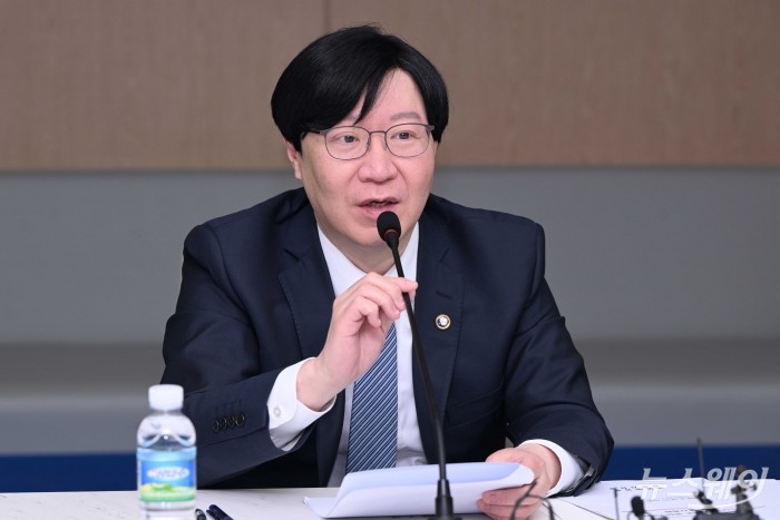 김소영 금융위원회 부위원장이 14일 오전 서울 중구 대한상공회의소에서 열린 국내 ESG 공시기준 관련 현장 간담회에서 모두발언을 하고 있다. 사진=강민석 기자 kms@newsway.co.kr