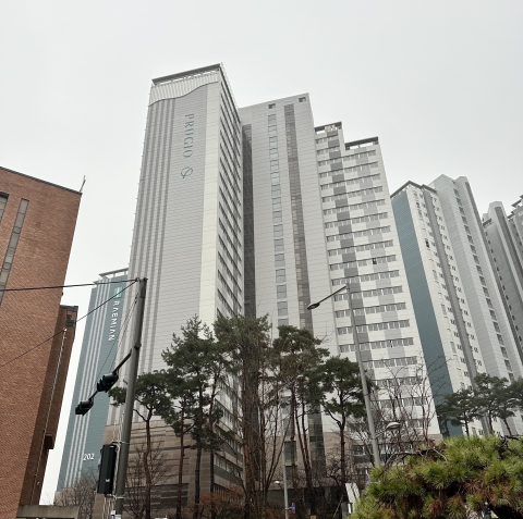 "매물 씨마르고, 급매만 원해"···성수기인데 중개업소 썰렁