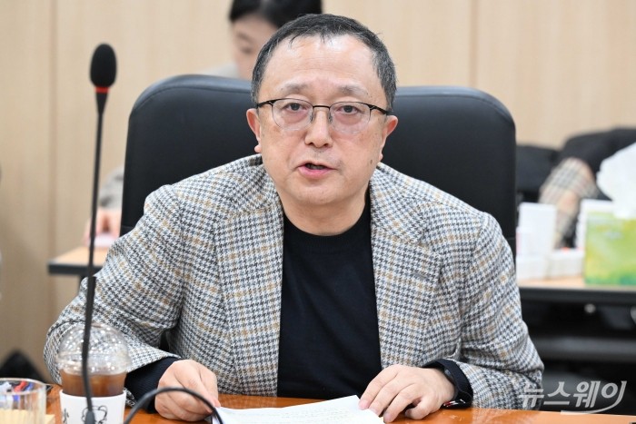 신기천 한국벤처캐피탈협회 부회장이 22일 오후 서울 서초구 한국벤처투자에서 열린 벤처캐피탈업계 간담회에서 모두발언을 하고 있다. 사진=강민석 기자 kms@newsway.co.kr