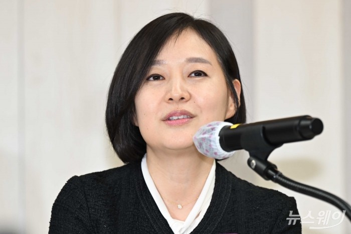 임주현 한미사이언스 사장이 25일 오후 서울 송파구 한미타워에서 열린 기자간담회에서 발언을 하고 있다. 사진=강민석 기자 kms@newsway.co.kr