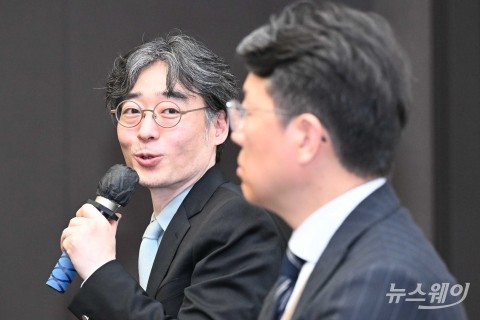 한미가 낳은 두 아들, 반란 성공···"기쁠 줄 알았으나 마음이 아파"