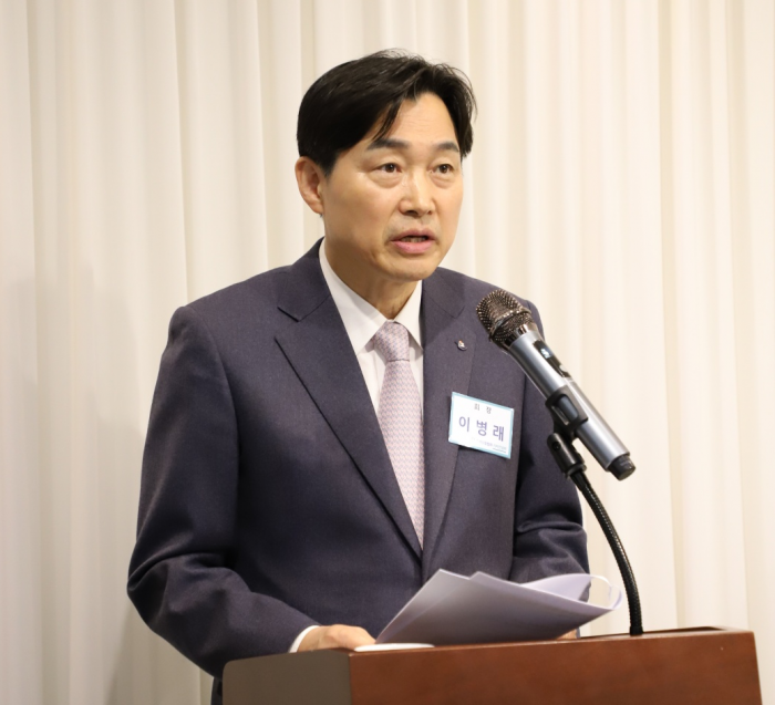 이병래 손해보험협회장이 3일 취임 100일 기념 기자간담회에서 4대 핵심전략을 발표했다. 사진=손해보험협회 제공