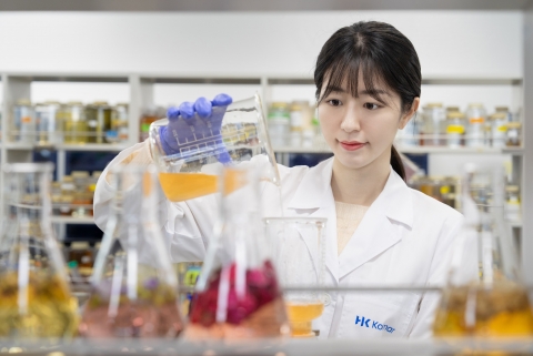 한국콜마 "고삼, 탈모 완화에 도움···고급 화장품 개발 속도"