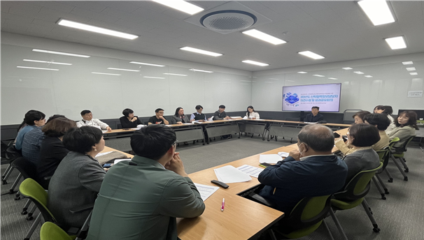 전주기전대학 LINC3.0사업단이 23일 신학협력정보담당자 27명을 대상으로 제 1차 산학협력정보담당자 성과공유회를 개최하고 있다.