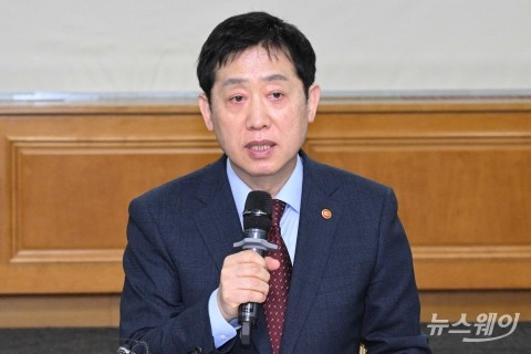벤처업계 만난 김주현 "M&amp;A 등 중간회수시장 활성화할 것"