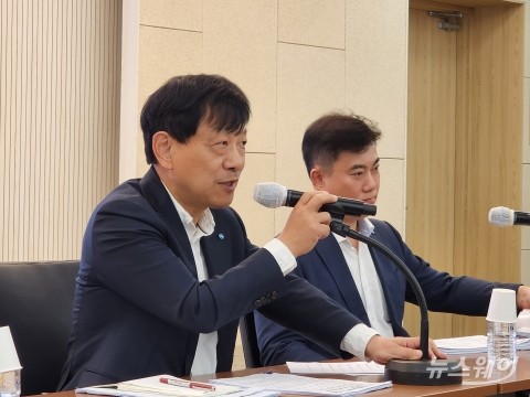이정수 부사장 "우리종금+포스증권=우리투자증권" 명칭 유력 검토 중