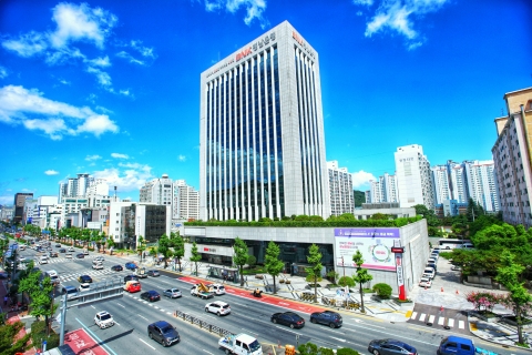 BNK경남은행, 창립 이래 첫 여성 이사회 의장 선임