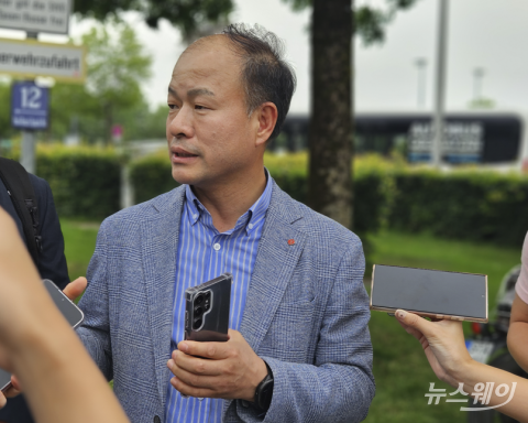 이훈기 롯데케미칼 대표 "에너지머티리얼즈 인수는 성공적···순항할 것"