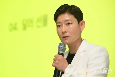 카카오뱅크 "달러 대중화 이끈다···유통·증권과도 협업"(종합)