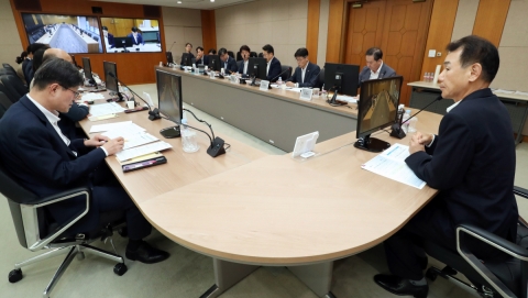 거래소, 증시 폭락에 긴급 비대위···"모니터링 강화"