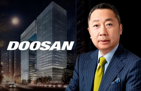 박정원 두산그룹 회장 "전사적 역량 모아 AX 가속화"