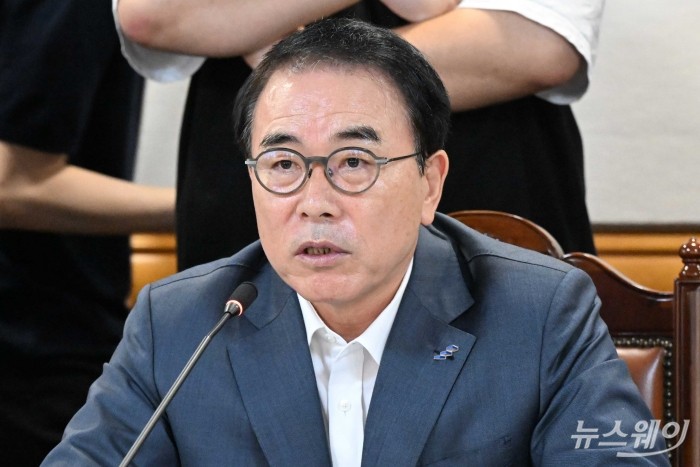 조용병 은행연합회장이 지난 20일 오전 서울 중구 은행연합회에서 열린 은행업권 간담회에서 모두발언을 하고 있다. 사진=강민석 기자 kms@newsway.co.kr